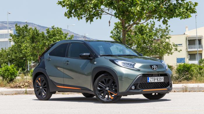 Toyota Aygo X CVT: To μικρό μεγάλωσε κι έγινε crossover 